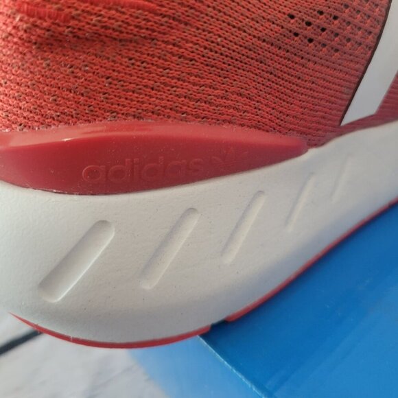 Mens Adidas Swift Run 22 - Picture 6 of 9